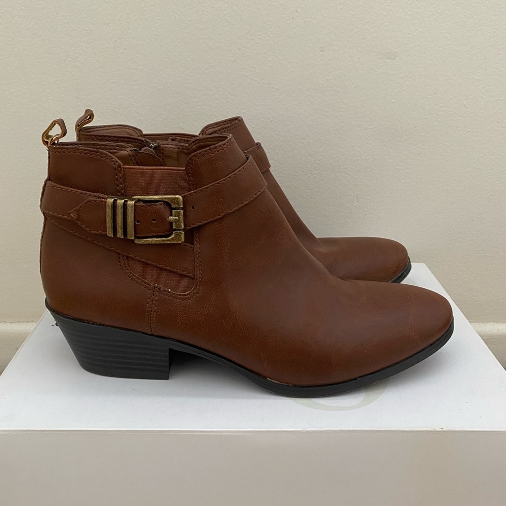 Chestnut Booties